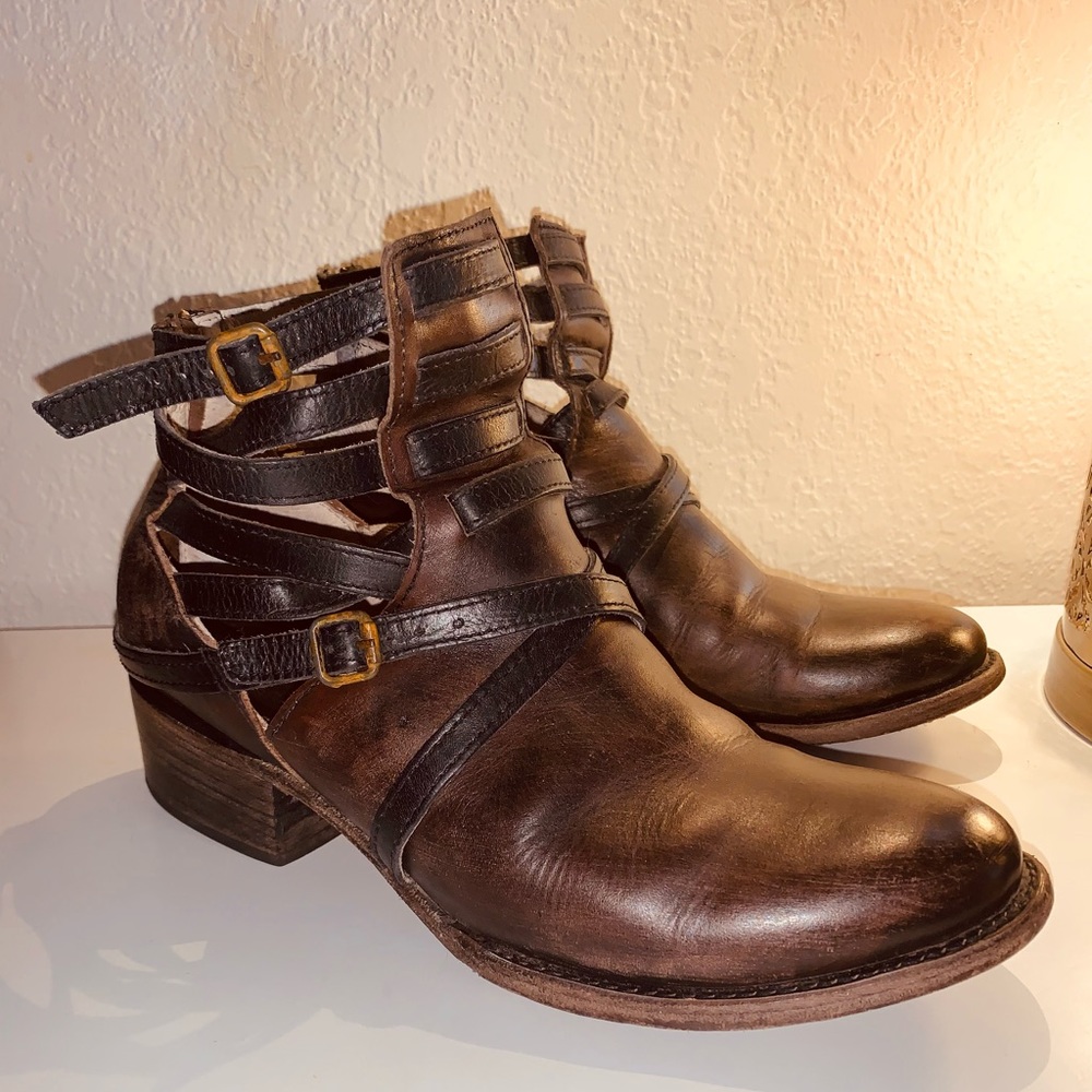 FREEBIRD BY STEVEN STAIR BOOTIES SIZE 10